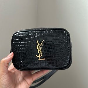 Saint Laurent Lou Belt Bag